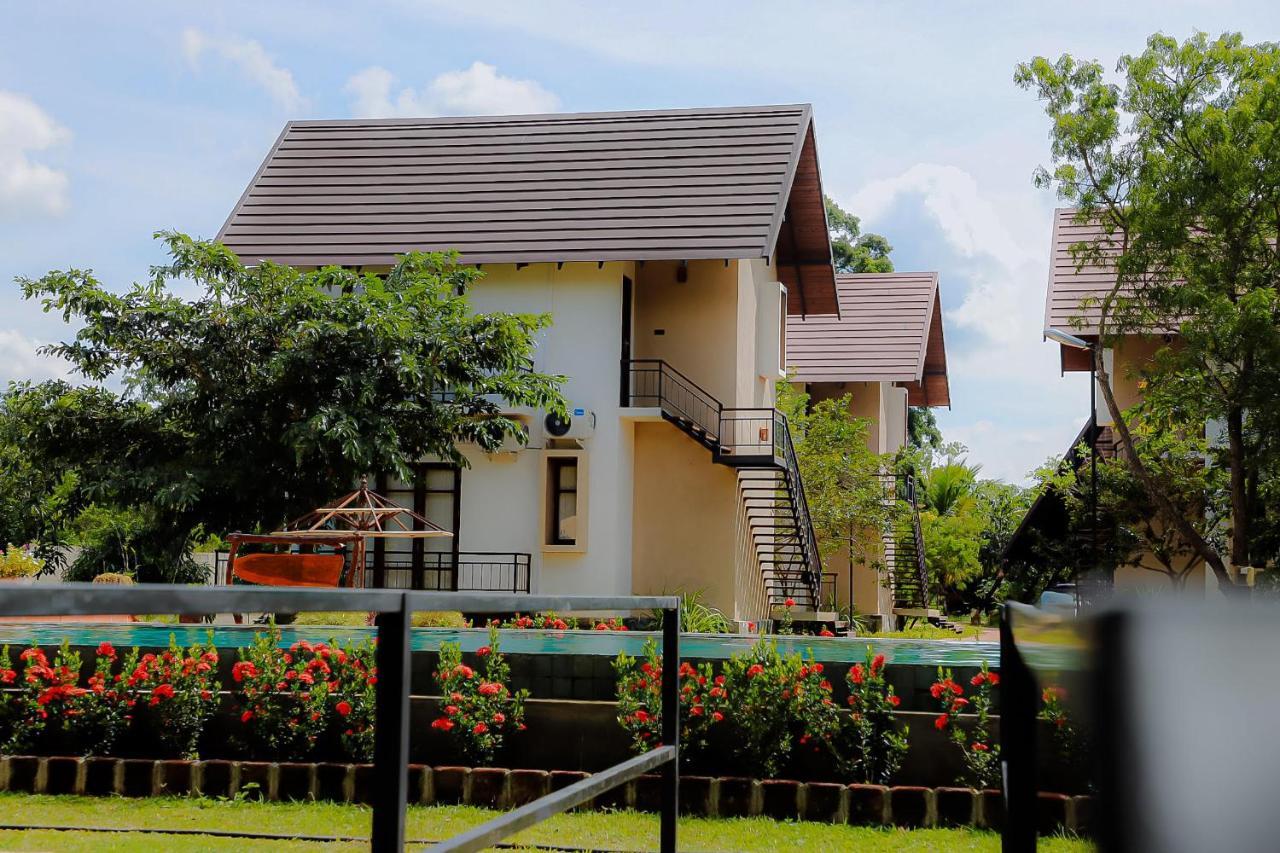 Lolu Village Resort أنرادابورام المظهر الخارجي الصورة