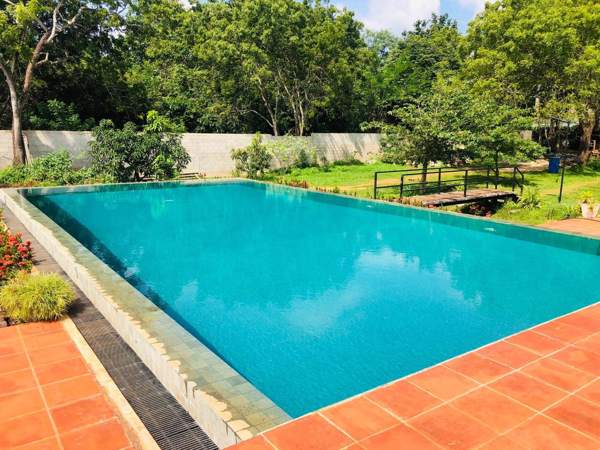 Lolu Village Resort أنرادابورام المظهر الخارجي الصورة
